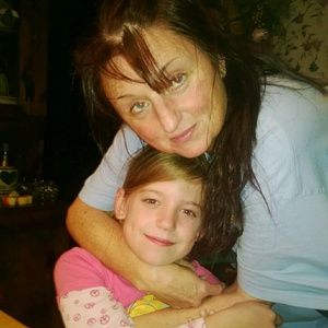 Meet your Posher, Cynthia